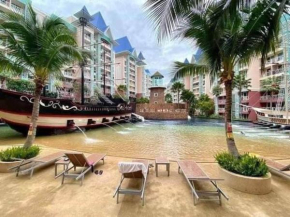 Grande Caribbean guestroom